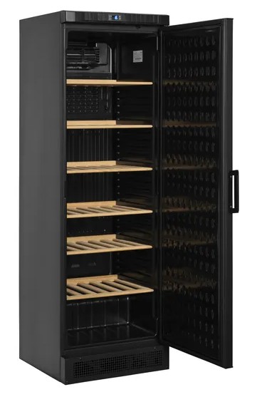 ШКАФ ВИННЫЙ С ГЛУХ. ДВЕРЬЮ TEFCOLD CPP1380E