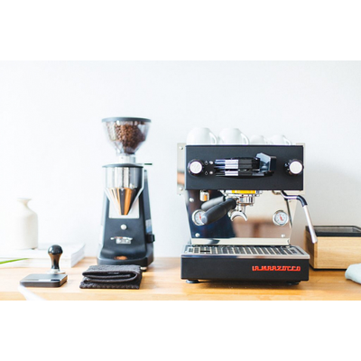 Профессиональная кофемашина La Marzocco Linea Mini (цветной корпус) 5