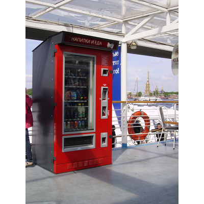 Уличный снековый торговый автомат Unicum Foodbox Street 2
